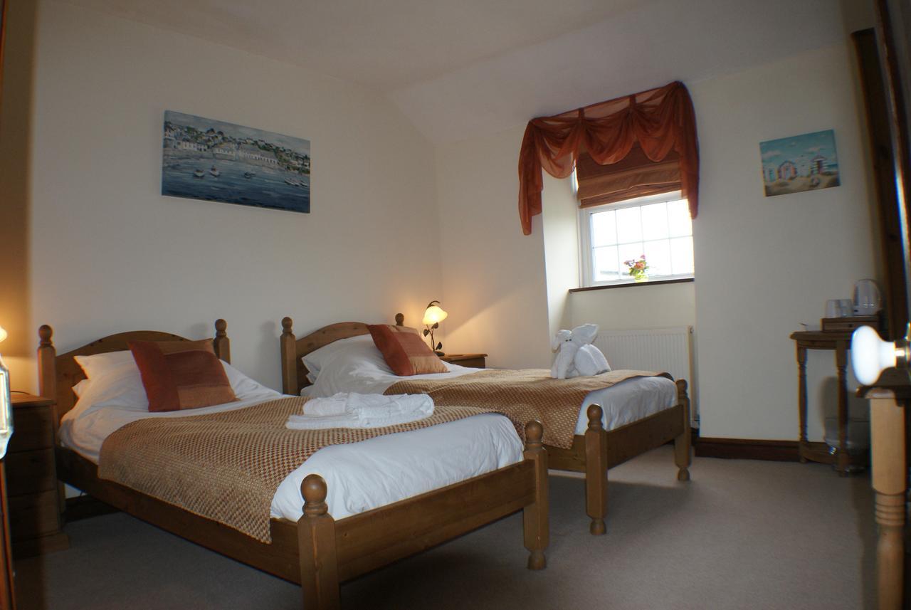 Great Philham House B&B Hartland Bagian luar foto