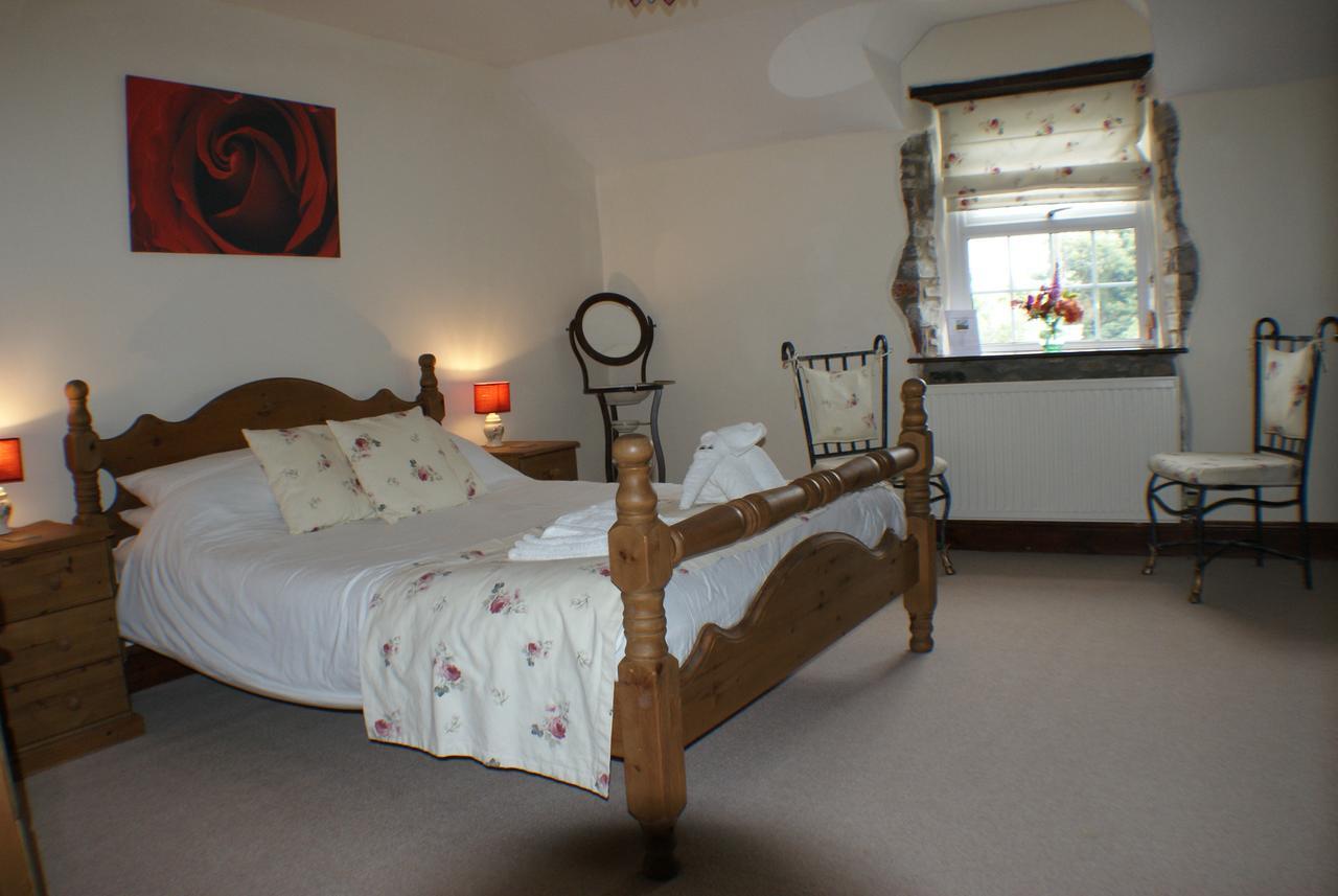 Great Philham House B&B Hartland Bagian luar foto
