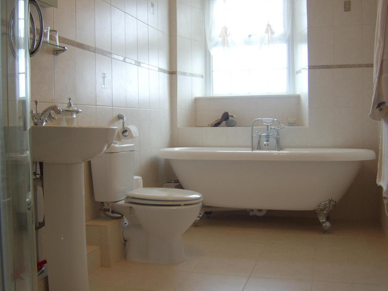 Great Philham House B&B Hartland Bagian luar foto